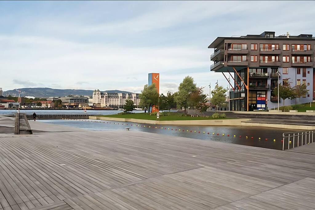 Oceanfront Apartment - Oslo Central - Private Patio Екстериор снимка