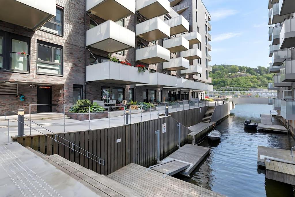 Oceanfront Apartment - Oslo Central - Private Patio Екстериор снимка