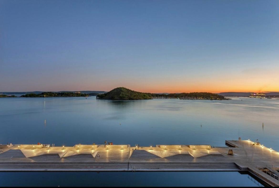 Oceanfront Apartment - Oslo Central - Private Patio Екстериор снимка